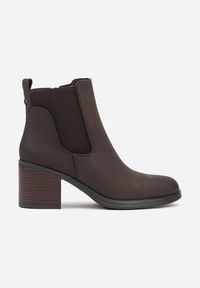 Born2be - Brązowe Botki w Stylu Sztybletów na Słupku Hevea. Okazja: na spotkanie biznesowe, do pracy, na co dzień. Zapięcie: zamek. Kolor: brązowy. Materiał: jeans. Wzór: aplikacja. Obcas: na słupku. Styl: klasyczny, biznesowy, casual, elegancki
