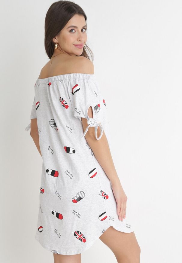 Born2be - Szara Pudełkowa Sukienka Hiszpanka Bawełniana Agaslia. Okazja: na co dzień. Typ kołnierza: dekolt hiszpanka. Kolor: szary. Materiał: bawełna. Styl: casual