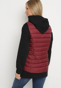 Born2be - Bordowa Pikowanana Kamizelka Sifitta. Okazja: na co dzień. Kolor: czerwony. Materiał: jeans. Styl: klasyczny, casual, elegancki #2