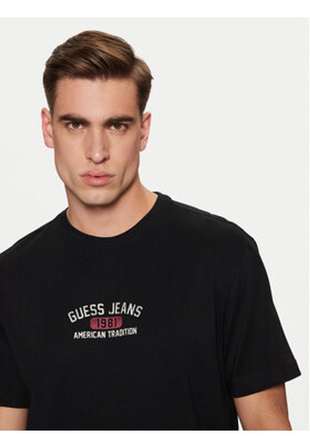 Guess Jeans T-Shirt M5RI77 K8FQ4 Czarny Regular Fit. Kolor: czarny. Materiał: bawełna