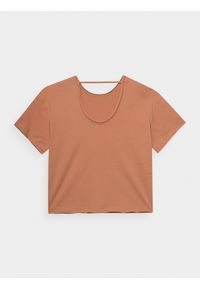 outhorn - T-shirt z dekoltem na plecach damski Outhorn - pomarańczowy. Okazja: na co dzień. Typ kołnierza: dekolt na plecach. Kolor: pomarańczowy. Materiał: bawełna, dzianina. Długość rękawa: krótki rękaw. Długość: krótkie. Wzór: gładki. Styl: casual