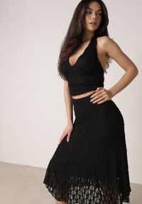 Born2be - Czarny Koronkowy Komplet Top Wiązany na Szyi i Spódnica Corinatea. Kolor: czarny. Materiał: koronka #3