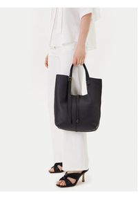 Gianni Chiarini Torebka Ava BS 11315 RNGDBL Czarny. Kolor: czarny. Materiał: skórzane