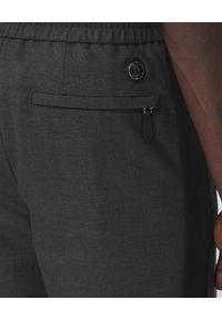 Burberry - BURBERRY - Czarne spodnie jogger. Kolor: czarny. Materiał: materiał. Wzór: aplikacja #2