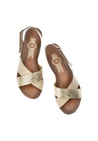 Beżowe Sandały Lemar Modne Buty Na Lato. Zapięcie: rzepy. Kolor: beżowy. Materiał: skóra. Wzór: aplikacja. Sezon: lato. Obcas: na obcasie. Styl: elegancki. Wysokość obcasa: niski #4