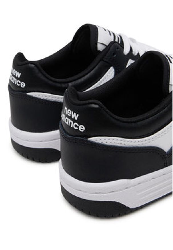 New Balance Sneakersy GSB480BW Czarny. Kolor: czarny. Materiał: skóra