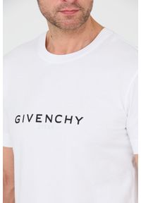 Givenchy - GIVENCHY Biały t-shirt. Kolor: biały