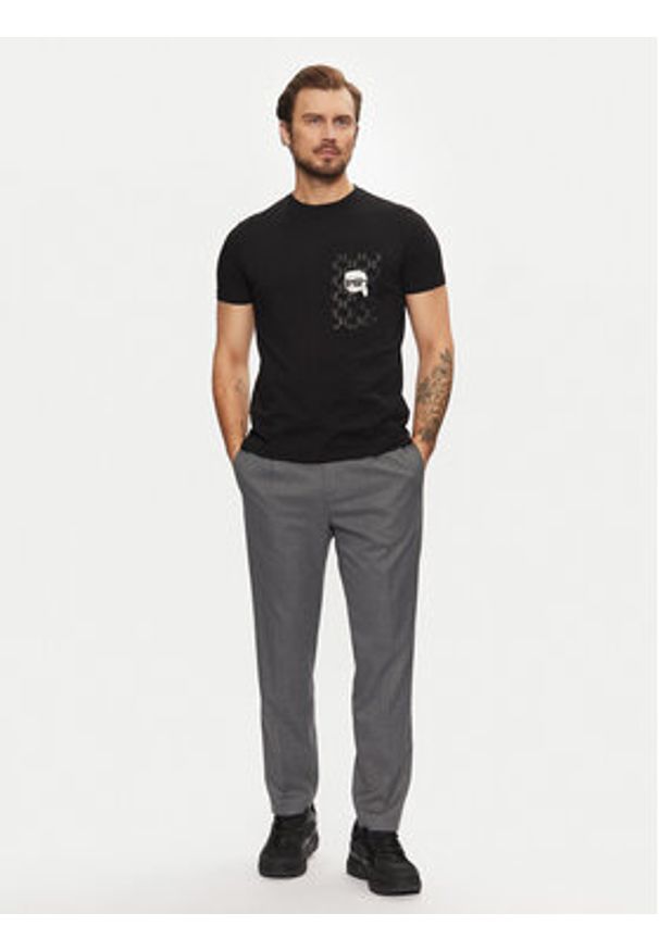 Karl Lagerfeld - KARL LAGERFELD T-Shirt 755095 551251 Czarny Regular Fit. Typ kołnierza: dekolt w karo. Kolor: czarny. Materiał: bawełna