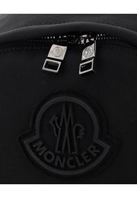 MONCLER - Czarny plecak z logo. Kolor: czarny. Materiał: guma, materiał. Wzór: aplikacja. Styl: klasyczny, casual #2