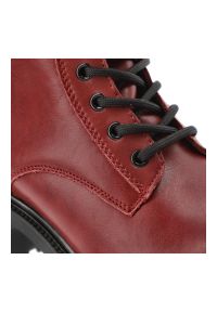 Czerwone Botki Filippo Skórzane Obuwie Damskie. Okazja: na co dzień. Zapięcie: sznurówki. Kolor: czerwony. Materiał: skóra. Szerokość cholewki: normalna. Obcas: na obcasie. Styl: casual, rockowy. Wysokość obcasa: średni #4