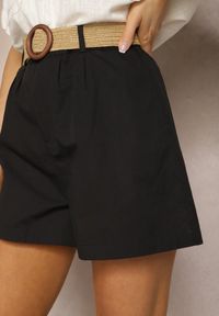 Renee - Czarne Szorty z Bawełny High Waist o Kroju Bermudów Zapinane na Zamek Błyskawiczny i Guzik z Plecionym Paskiem z Klamrą Iannestra. Stan: podwyższony. Kolor: czarny. Materiał: bawełna. Sezon: lato #4