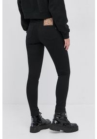 Silvian Heach Spodnie damskie medium waist. Kolor: czarny. Materiał: materiał #3