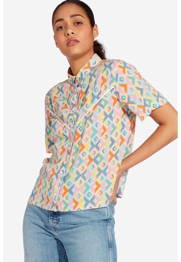 Wrangler - WRANGLER AZTEK SHIRT DAMSKA KOSZULA Z KRÓTKIM RĘKAWEM TANGERINE W5N2TIXUJ 112130263. Długość rękawa: krótki rękaw. Długość: krótkie