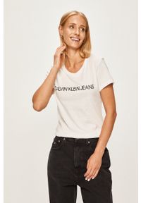 Calvin Klein Jeans - T-shirt. Okazja: na co dzień. Kolor: biały. Materiał: dzianina. Wzór: nadruk. Styl: casual