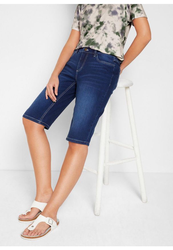 bonprix - "Bermudy dżinsowe ""komfort-stretch""". Kolor: niebieski. Styl: klasyczny