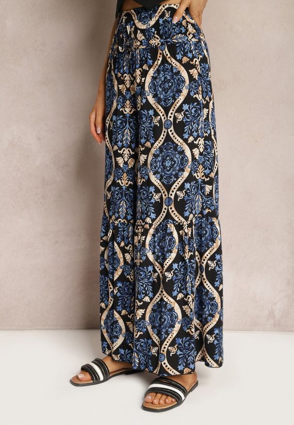 Renee - Czarno-Granatowe Spodnie Szerokie z Wiskozy w Ornamentalny Wzór High Waist Cramelia. Stan: podwyższony. Kolor: czarny. Materiał: wiskoza. Długość: długie