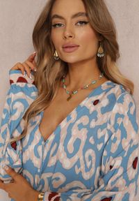 Renee - Niebieska Sukienka Maxi z Rozporkami i Wsuwanymi Kieszeniami Ranno. Kolor: niebieski. Materiał: tkanina. Długość rękawa: długi rękaw. Styl: boho. Długość: maxi #3