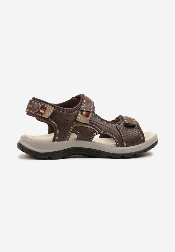 Born2be - Brązowe Sandały Vices w Sportowym Stylu Zapinane na Rzep Tanindra. Okazja: na spacer, na plażę. Zapięcie: rzepy. Kolor: brązowy. Styl: sportowy