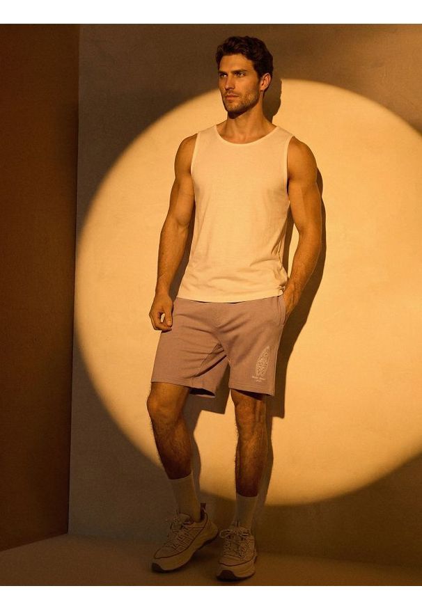 Sinsay - Szorty dresowe - fioletowy. Kolor: fioletowy. Materiał: dresówka