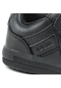 Geox Sneakersy J Arzach B. G J944AG 05443 C9999 M Czarny. Kolor: czarny. Materiał: skóra