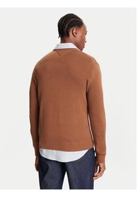 Tommy Jeans Sweter DM0DM21787 Brązowy Regular Fit. Kolor: brązowy. Materiał: bawełna