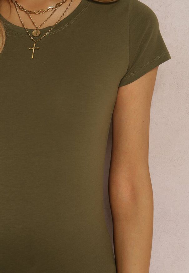 Renee - Ciemnozielony T-shirt Kahlisiphe. Okazja: na co dzień, do domu. Kolor: zielony. Materiał: dzianina, bawełna. Długość rękawa: krótki rękaw. Długość: krótkie. Styl: wakacyjny, casual