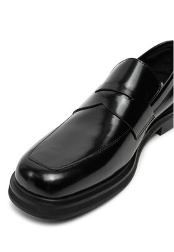 Aldo Półbuty Luka 13847735 Czarny. Kolor: czarny. Materiał: lakier, skóra
