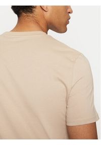 Guess T-Shirt M2YI72 I3Z14 Beżowy Regular Fit. Kolor: beżowy. Materiał: bawełna #3