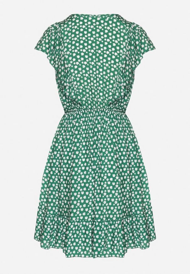 Born2be - Zielona Rozkloszowana Sukienka z Bawełny w Kwiaty z Guzikami Ronelle. Okazja: na co dzień, na randkę, na spacer. Kolor: zielony. Materiał: bawełna. Wzór: kwiaty. Typ sukienki: rozkloszowane, proste. Styl: casual, elegancki
