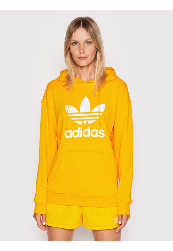 Adidas - adidas Bluza HK9653 Żółty Regular Fit. Kolor: żółty. Materiał: bawełna