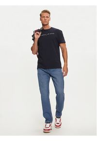 Tommy Jeans T-Shirt Linear Logo DM0DM20744 Granatowy Regular Fit. Kolor: niebieski. Materiał: bawełna #5