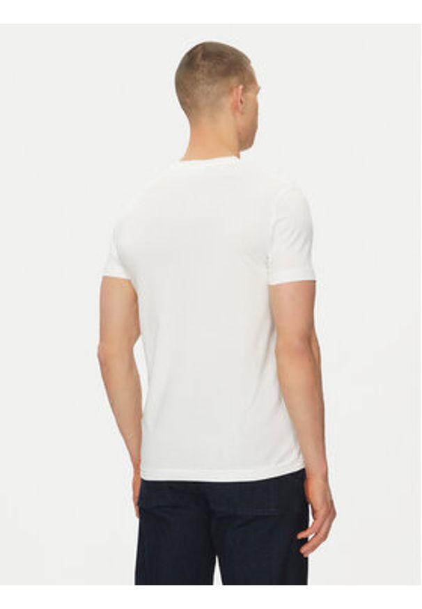 Karl Lagerfeld - KARL LAGERFELD T-Shirt 755065 552241 Biały Regular Fit. Typ kołnierza: dekolt w karo. Kolor: biały. Materiał: bawełna