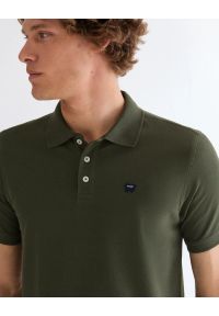 Wrangler - MESKA KOSZULKA WRANGLER POLO SHIRT DEEP DEPTHS 112378000. Typ kołnierza: polo #7