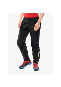 Spodnie do biegania Inov-8 Stormshell Pant. Kolor: czarny. Materiał: dresówka