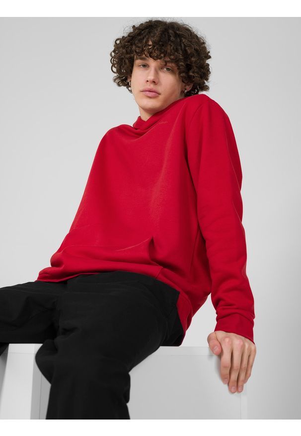 outhorn - Bluza dresowa nierozpinana z kapturem męska Outhorn - czerwona. Okazja: na co dzień. Typ kołnierza: kaptur. Kolor: czerwony. Materiał: dresówka. Styl: casual