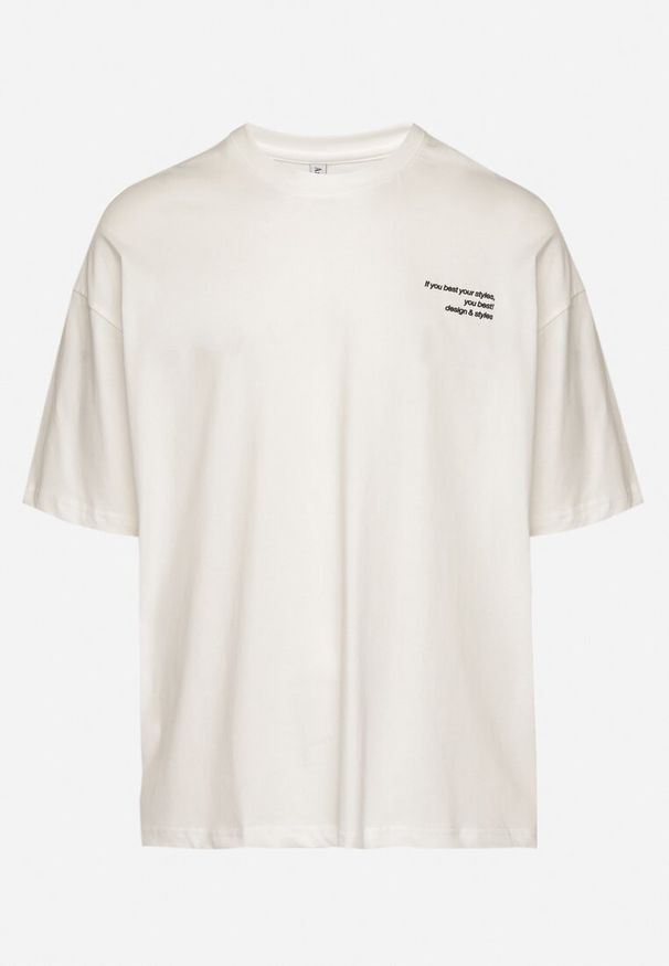 Born2be - Biała Koszulka T-shirt z Nadrukiem z Przodu i na Plecach Ninarelia. Okazja: na co dzień. Kolor: biały. Wzór: nadruk. Styl: casual