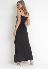 Born2be - Czarna Dopasowana Sukienka Maxi na Ramiączkach z Rozcięciem Carloti. Kolor: czarny. Długość rękawa: na ramiączkach. Typ sukienki: kopertowe. Styl: elegancki. Długość: maxi #3