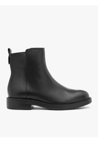 Ryłko - Czarne botki ze skóry licowej. Okazja: na co dzień. Wysokość cholewki: za kostkę. Nosek buta: okrągły. Zapięcie: zamek. Kolor: czarny. Materiał: skóra. Szerokość cholewki: normalna. Styl: casual, elegancki, klasyczny, street #1