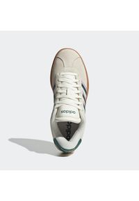 Adidas - Buty do chodzenia damskie ADIDAS VL Court. Kolor: beżowy. Materiał: kauczuk, zamsz. Szerokość cholewki: normalna. Sport: turystyka piesza