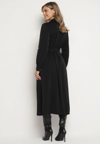 Born2be - Czarna Koszulowa Sukienka z Podpinanymi Rękawami i Dodatkowym Wiązanym Paskiem Ivandria. Okazja: na co dzień. Kolor: czarny. Typ sukienki: koszulowe. Styl: casual, klasyczny #6