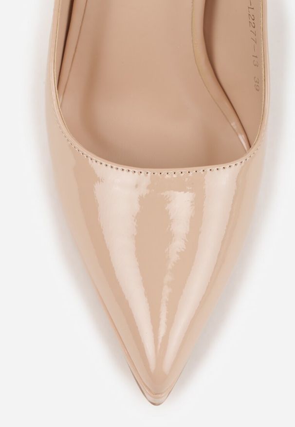 Renee - Beżowe Sandały na Szpilce Lakierowane Typu Slingback Novalise. Okazja: na co dzień. Kolor: beżowy. Materiał: lakier. Wzór: kwiaty. Obcas: na szpilce. Styl: elegancki, casual