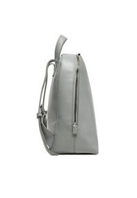 Calvin Klein Plecak Embossed Calvin Round Backpack K60K613185 Szary. Kolor: szary. Materiał: skóra