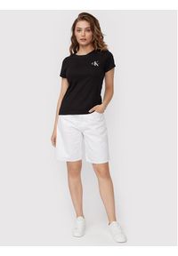 Calvin Klein Jeans Szorty jeansowe J20J218808 Biały Straight Fit. Kolor: biały. Materiał: bawełna #2