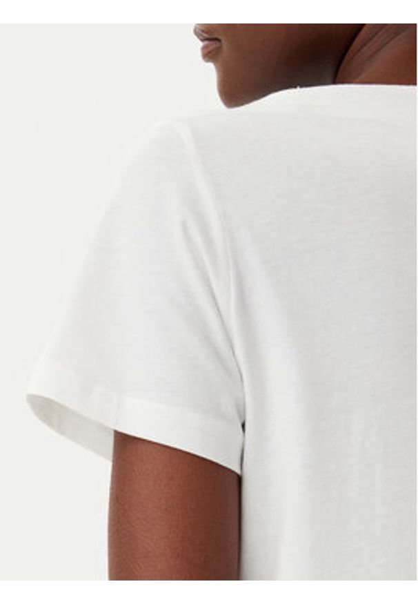 Tom Tailor T-Shirt 1045544 Biały Regular Fit. Kolor: biały. Materiał: bawełna