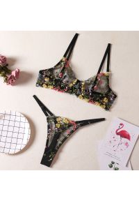 Intica - Komplet bielizny z fiszbinami i haftem Cherida. Kolor: czarny. Materiał: materiał. Wzór: haft