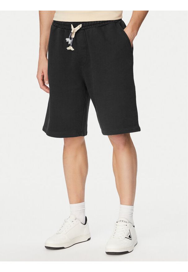 Guess Szorty materiałowe M6GD15 K3021 Czarny Regular Fit. Kolor: czarny. Materiał: bawełna