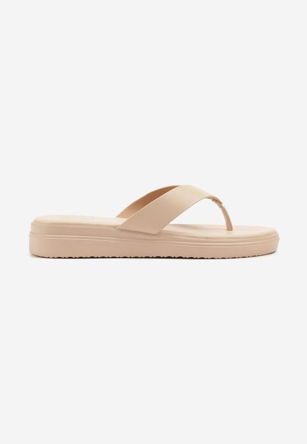 Born2be - Beżowe Casualowe Japonki na Niskim Koturnie Kinarena. Okazja: na co dzień. Kolor: beżowy. Materiał: jeans. Obcas: na koturnie. Styl: casual