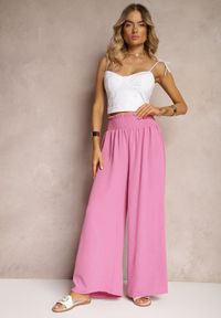 Renee - Różowe Spodnie High Waist z Szerokimi Nogawkami i Gumką w Pasie Risabessa. Okazja: na co dzień. Stan: podwyższony. Kolor: różowy. Styl: elegancki, casual #5