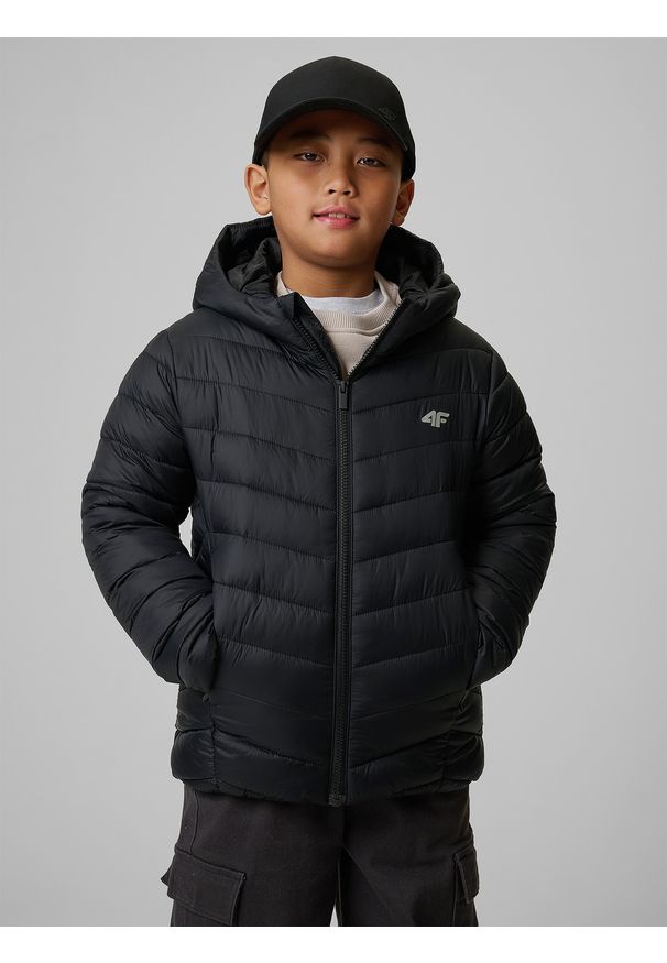 4f - 4F Kurtka z wypełnieniem syntetycznym chłopięca - czarna 152 (11-12 lat). Okazja: na co dzień, na uczelnię. Kolor: czarny. Materiał: syntetyk. Sezon: lato. Styl: casual