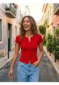 Sinsay - Wiskozowy sweter z krótkim rękawem - czerwony. Kolor: czerwony. Materiał: wiskoza. Długość rękawa: krótki rękaw. Długość: krótkie #1